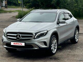2015 Mercedes-Benz GLA 250 I (X156), серебристый, 2030000 рублей, вид 1