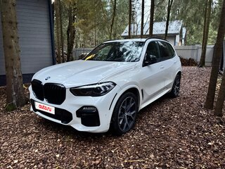 2018 BMW X5 40i IV (G05/G18), белый, 5800000 рублей, вид 1
