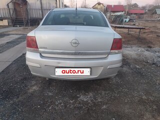 2011 Opel Astra H Рестайлинг, серебристый, 450000 рублей, вид 3