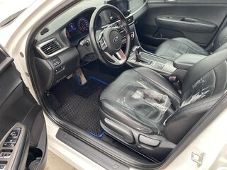 2020 Kia Optima IV Рестайлинг, белый, 1550000 рублей, вид 5