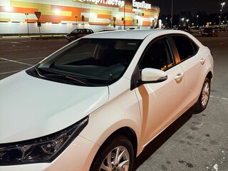2018 Toyota Corolla XI (E160, E170, E180) Рестайлинг 1, белый, 1850000 рублей, вид 4
