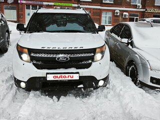 2015 Ford Explorer Sport V, белый, 2700000 рублей, вид 1