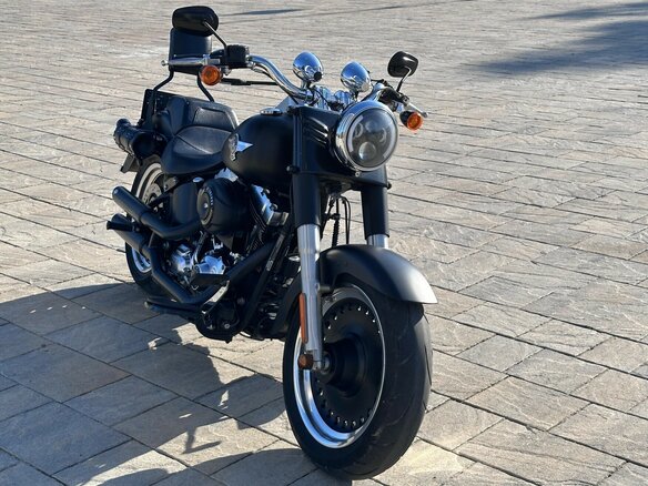 2014 Harley-Davidson Fat Boy, чёрный, 1350000 рублей - вид 12