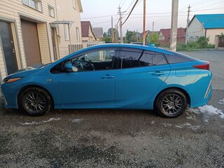 2017 Toyota Prius PHV ZVW52 IV (XW50), синий, 2250000 рублей, вид 5