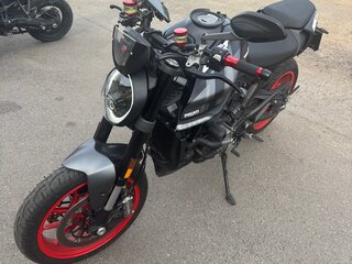 2021 Ducati Monster 937, серый, 980000 рублей, вид 1