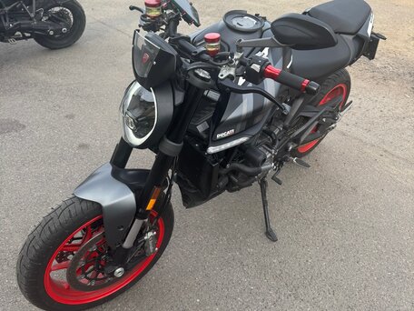 2021 Ducati Monster 937, серый, 980000 рублей, вид 1