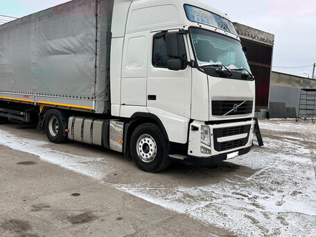2011 Volvo FH, белый, 2980000 рублей, вид 1