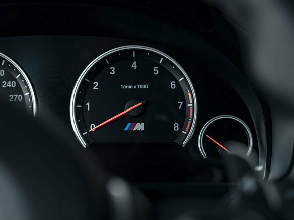 2016 BMW X6 M II (F86), голубой, 4044000 рублей - вид 14