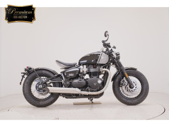2025 Triumph Bonneville Bobber, чёрный, 1500000 рублей - вид 1