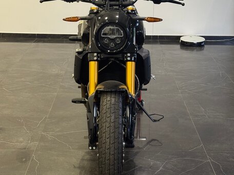 2019 Indian FTR 1200, чёрный, 999999 рублей, вид 3