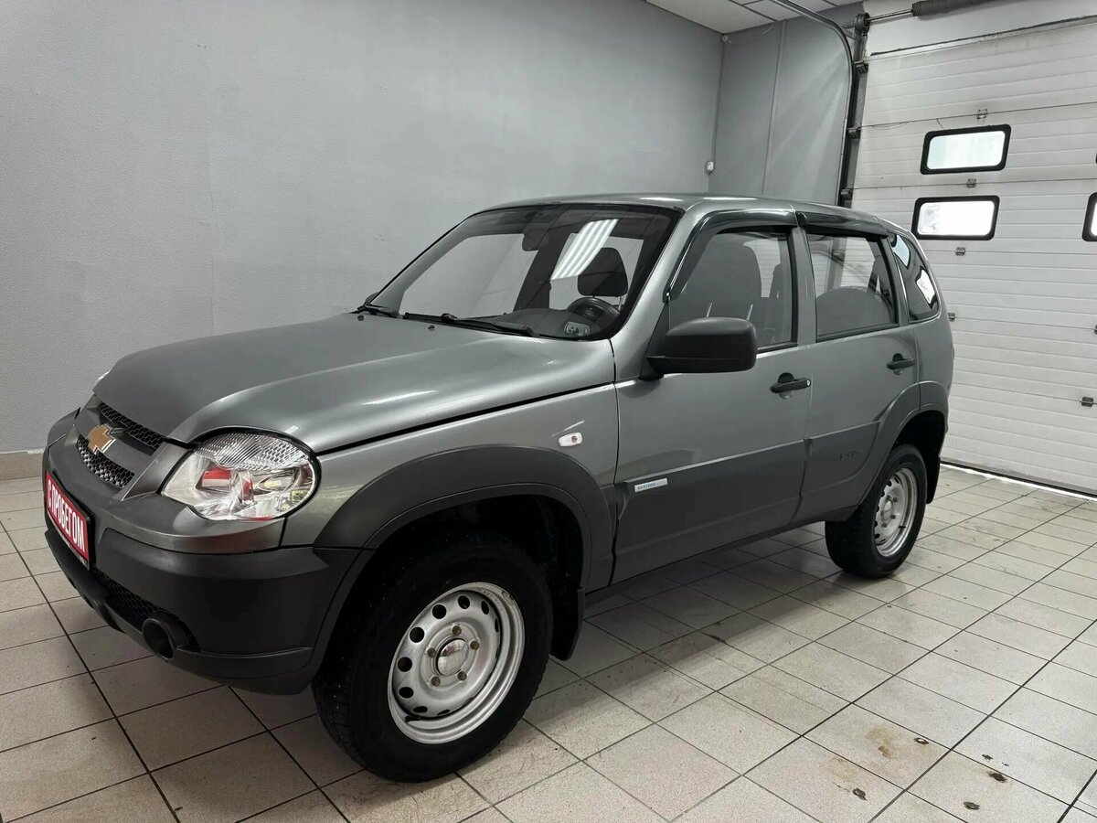 Открыть фотографии: Chevrolet Niva I Рестайлинг