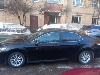 2019 Toyota Camry VIII (XV70), чёрный, 2300000 рублей, вид 3