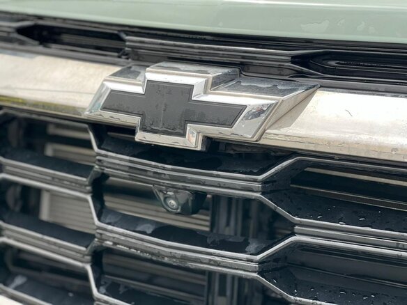 2025 Chevrolet Equinox IV, зелёный, 4100000 рублей - вид 2