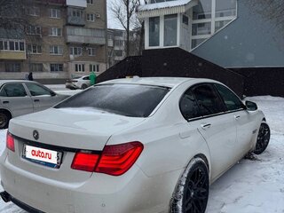 2009 BMW 7 серии 730d V (F01/F02/F04), белый, 2199000 рублей, вид 3