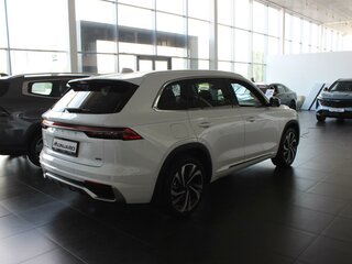 2026 Geely Monjaro I, белый, 4954990 рублей, вид 4