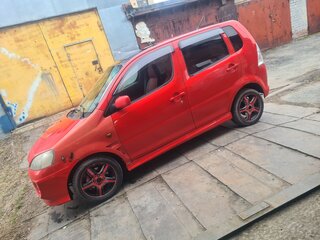 2000 Daihatsu YRV I, красный, 330000 рублей, вид 4