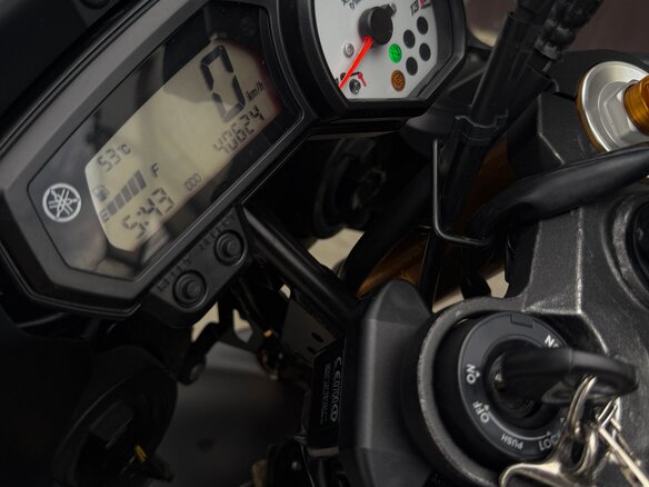2015 Yamaha FZ8, чёрный, 650000 рублей - вид 11