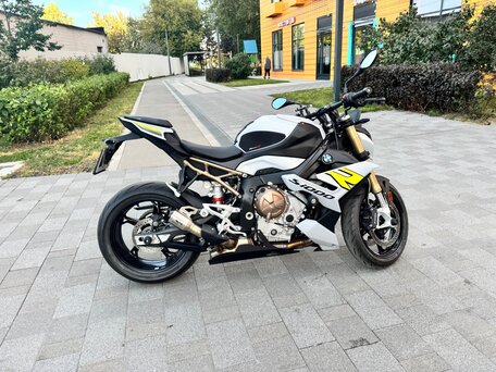 2022 BMW S 1000 R, серый, 1800000 рублей, вид 5