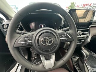 2025 Toyota Urban Cruiser III, серебристый, 2970000 рублей, вид 5