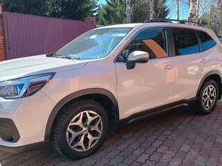 2020 Subaru Forester V, белый, 3000000 рублей, вид 2