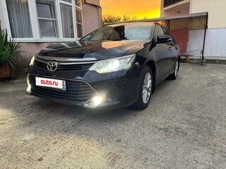 2014 Toyota Camry VII (XV50) Рестайлинг, чёрный, 1790000 рублей, вид 2