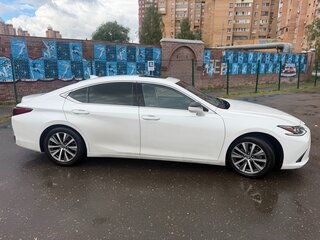 2019 Lexus ES 200 VII, белый, 3390000 рублей, вид 4