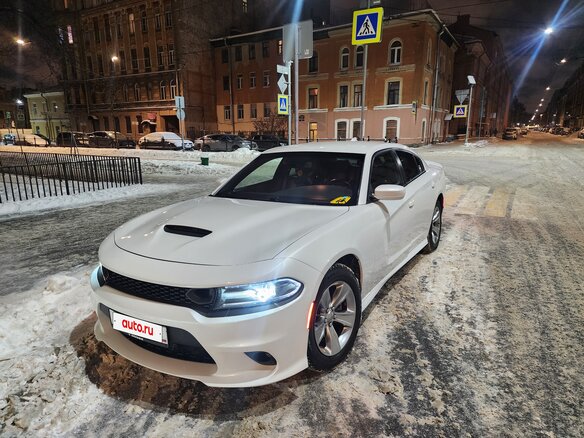 2019 Dodge Charger VII (LD) Рестайлинг, белый, 2750000 рублей