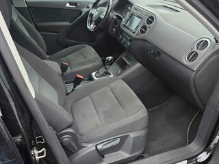 2016 Volkswagen Tiguan Euro 6 I Рестайлинг, чёрный, 1680000 рублей, вид 5