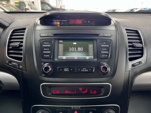 2012 Kia Sorento II Рестайлинг, чёрный, 1745000 рублей - вид 16