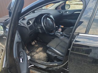 2011 Citroen C4 I Рестайлинг, чёрный, 460000 рублей, вид 3