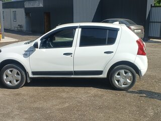 2012 Renault Sandero I, белый, 350000 рублей, вид 4