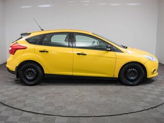 2012 Ford Focus III, жёлтый, 365000 рублей, вид 4