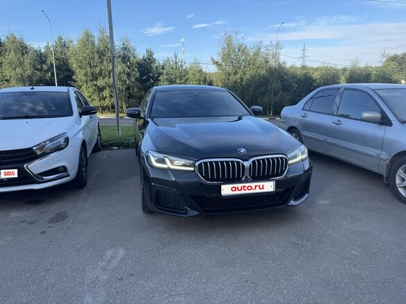 2021 BMW 5 серии Long 530Li xDrive VII (G30/G31/G38) Рестайлинг, чёрный, 4250000 рублей - вид 1