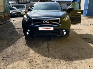 2015 Infiniti QX70, чёрный, 2150000 рублей, вид 2