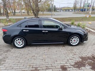 2020 Toyota Corolla XII (E210), чёрный, 1700000 рублей, вид 4