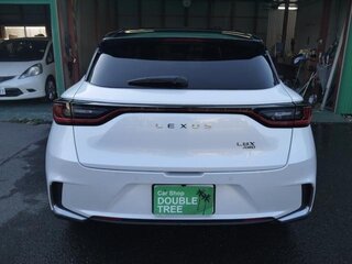 2024 Lexus LBX, белый, 3137000 рублей, вид 5