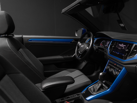 2020 Volkswagen T-Roc I, синий, 2550000 рублей - вид 25