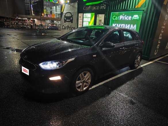 2018 Kia Ceed III, чёрный, 1400000 рублей