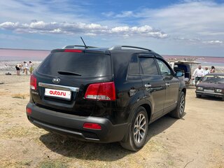 2011 Kia Sorento II, чёрный, 1690000 рублей, вид 2
