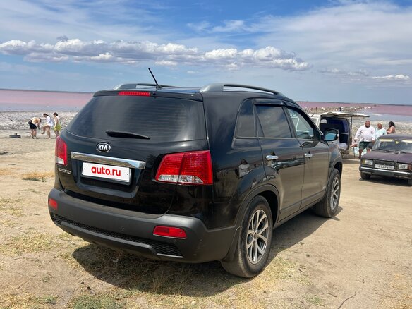 2011 Kia Sorento II, чёрный, 1690000 рублей - вид 1