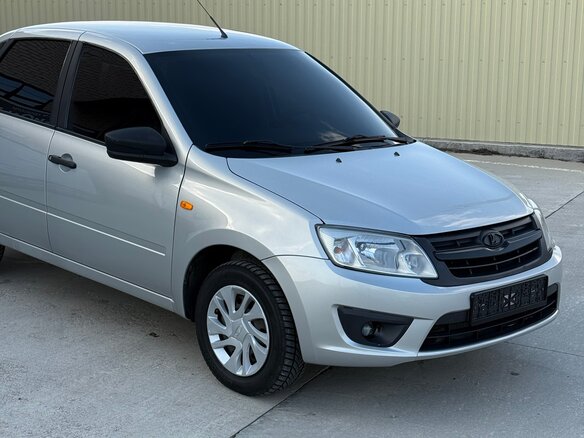 2016 Lada (ВАЗ) Granta I, серебристый, 500000 рублей - вид 5