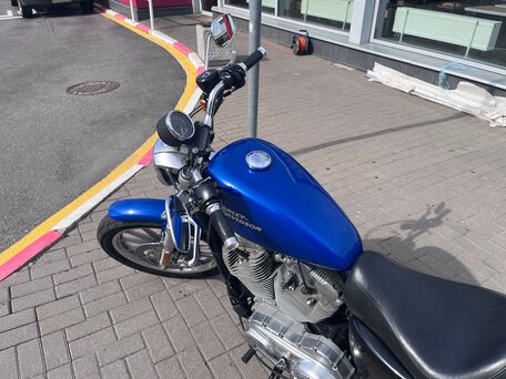 2007 Harley-Davidson Sportster 883, синий, 630000 рублей, вид 4