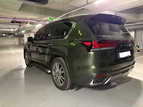 2024 Lexus LX 700h IV, зелёный, 19469000 рублей, вид 2