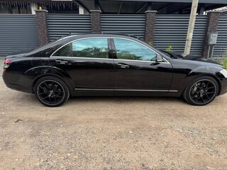 2006 Mercedes-Benz S-Класс 500 Long V (W221), чёрный, 1025008 рублей, вид 3
