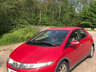 2008 Honda Civic VIII, красный, 550000 рублей, вид 1