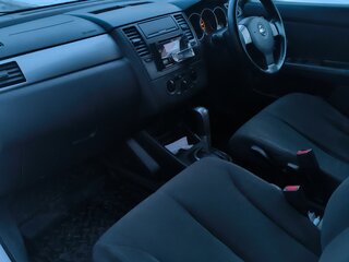 2005 Nissan Tiida Latio I, белый, 420000 рублей, вид 3