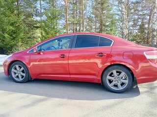 2009 Toyota Avensis III, красный, 850000 рублей, вид 5