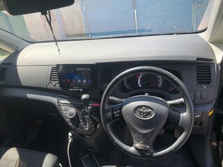 2011 Toyota ISis I Рестайлинг, чёрный, 1250000 рублей, вид 5