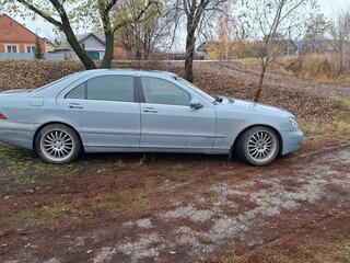 1999 Mercedes-Benz S-Класс 320 IV (W220), серебристый, 820000 рублей, вид 4