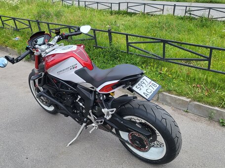 2015 MV Agusta Dragster 800, белый, 1200000 рублей, вид 2